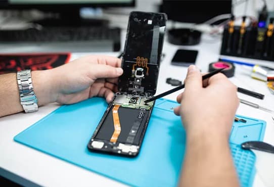 Tech repair image